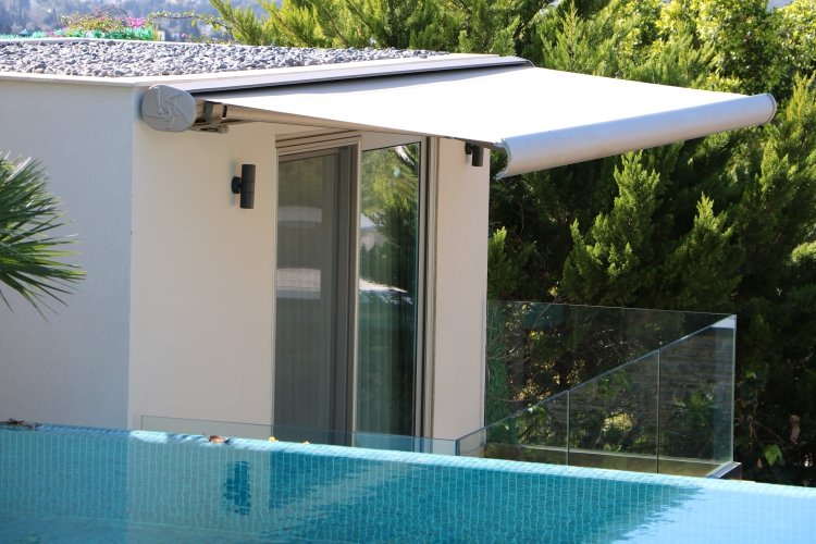 Motorlu Kasetli Tente